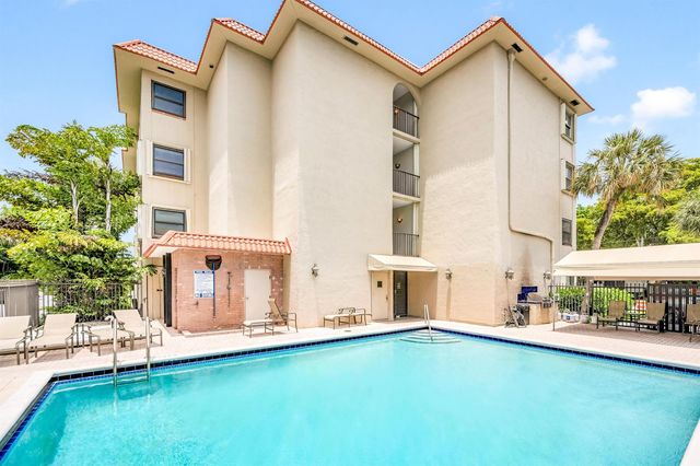 615 NE 12th Avenue 312, Fort Lauderdale, FL 33304
