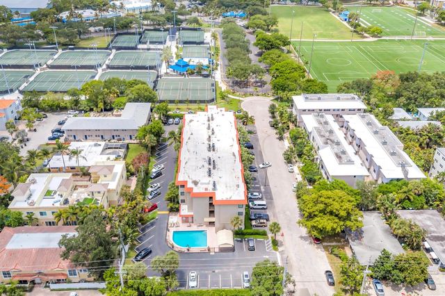 615 NE 12th Avenue 312, Fort Lauderdale, FL 33304
