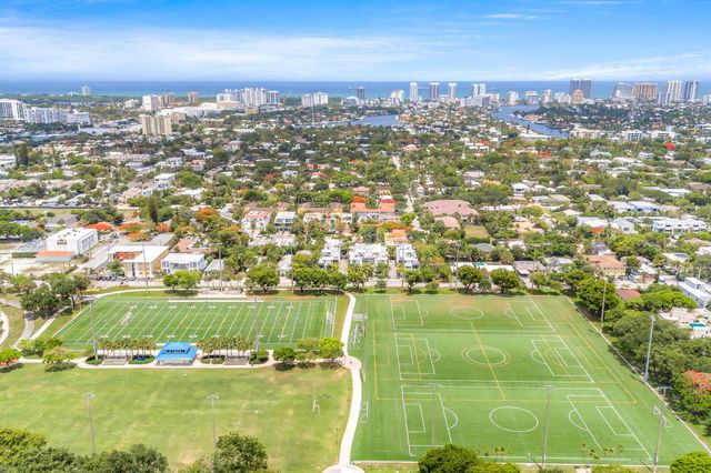 615 NE 12th Avenue 312, Fort Lauderdale, FL 33304