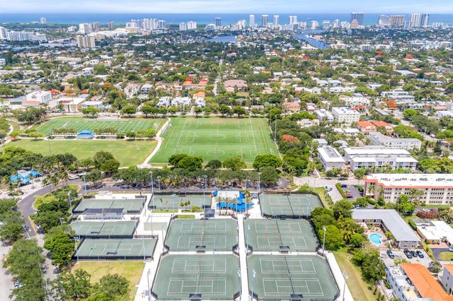 615 NE 12th Avenue 312, Fort Lauderdale, FL 33304