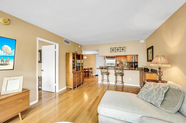 615 NE 12th Avenue 312, Fort Lauderdale, FL 33304