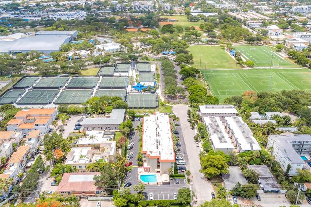 615 NE 12th Avenue 312, Fort Lauderdale, FL 33304