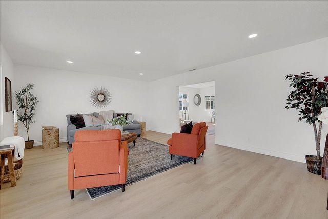 8404 Miguel Way, Elverta, CA 95626