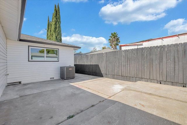 8404 Miguel Way, Elverta, CA 95626