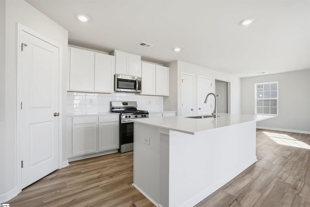 1352 Hugh Mack Court, Spartanburg, SC 29303