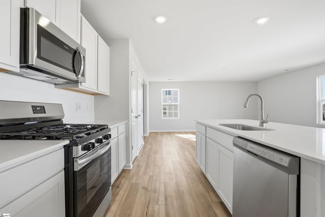 1352 Hugh Mack Court, Spartanburg, SC 29303