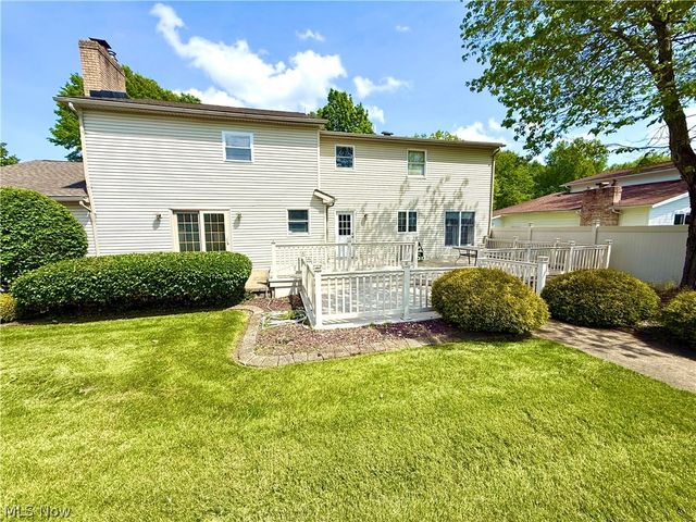 5520 Sharon Drive, Youngstown, OH 44512