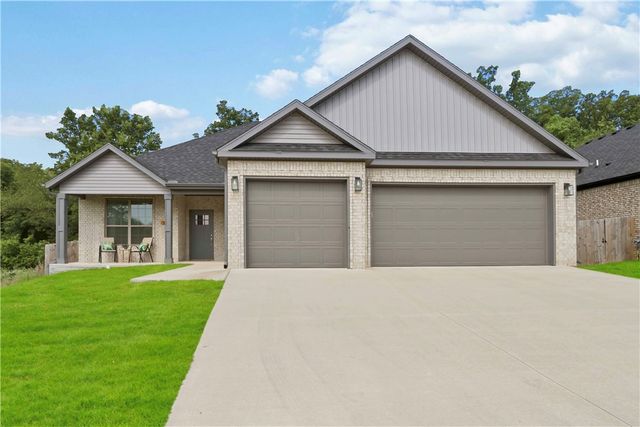 1431 Leslie Street, Bentonville, AR 72713
