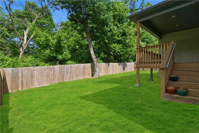 1431 Leslie Street, Bentonville, AR 72713