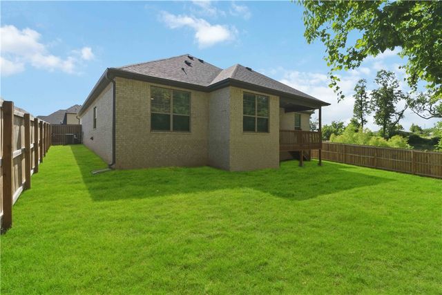 1431 Leslie Street, Bentonville, AR 72713