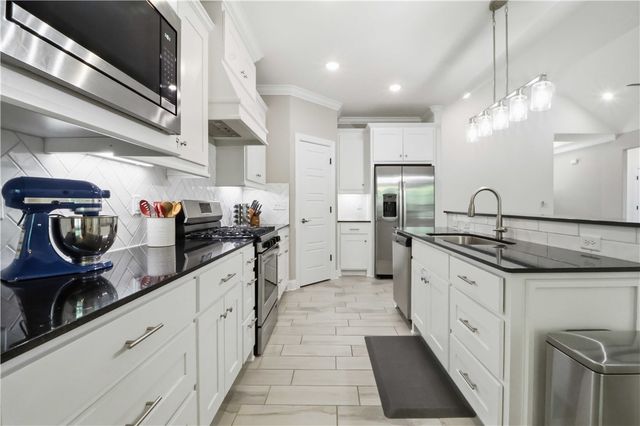 1431 Leslie Street, Bentonville, AR 72713