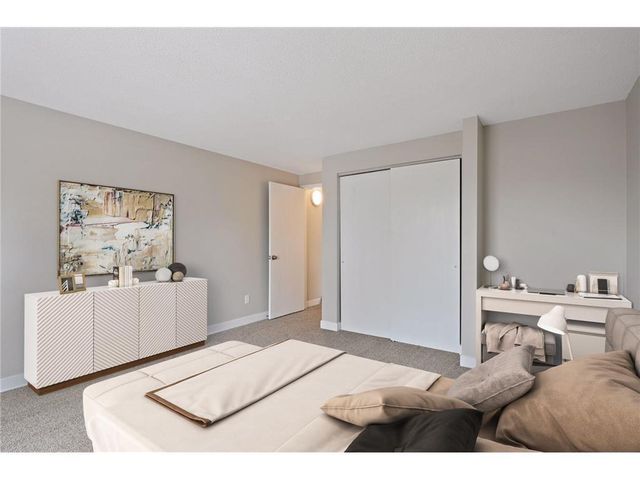 924 21st Avenue S 6, Minneapolis, MN 55404