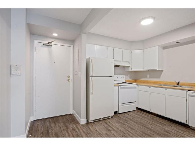 924 21st Avenue S 6, Minneapolis, MN 55404