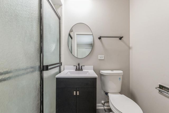 856 E Capri Drive 1, Palatine, IL 60074