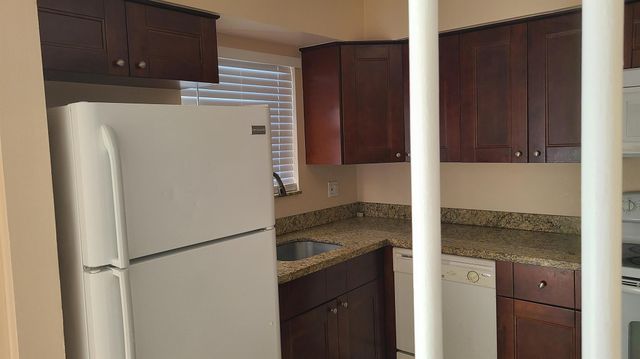 1803 Wharf Lane, Greenacres, FL 33463