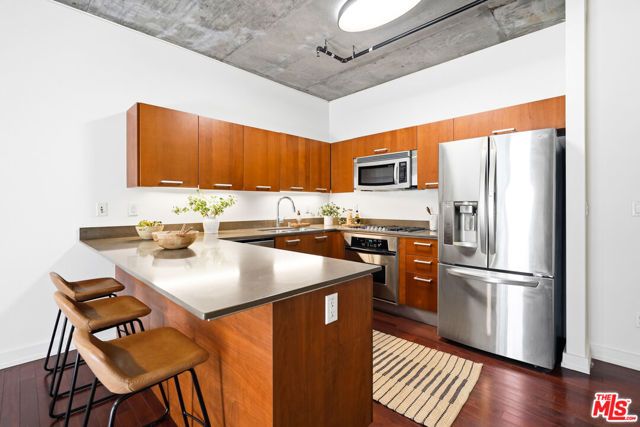 645 W 9th Street 342, Los Angeles, CA 90015