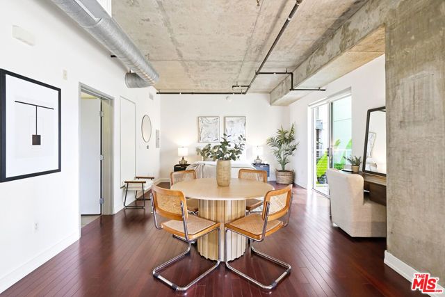 645 W 9th Street 342, Los Angeles, CA 90015