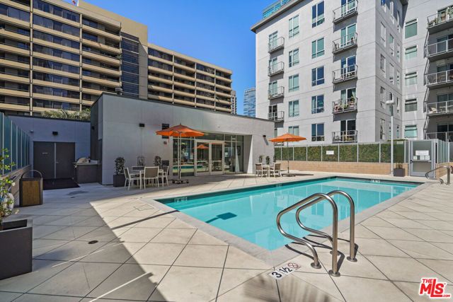 645 W 9th Street 342, Los Angeles, CA 90015