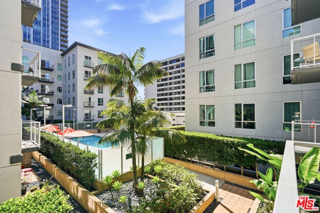 645 W 9th Street 342, Los Angeles, CA 90015