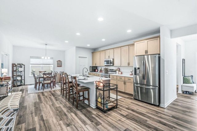 524 Wild Oak Road, Hartland, WI 53029