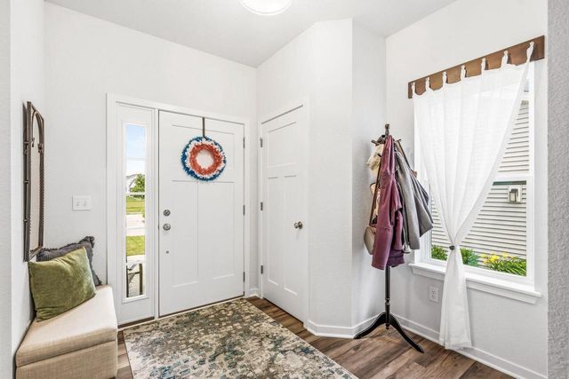 524 Wild Oak Road, Hartland, WI 53029