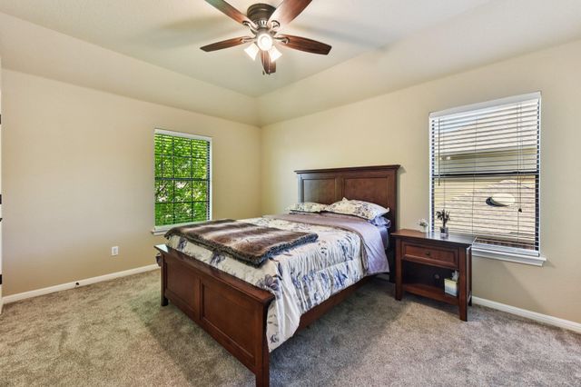 1353 Talley LOOP, Buda, TX 78610