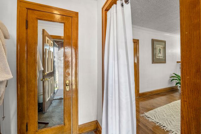 5229 W Potomac Avenue, Chicago, IL 60651