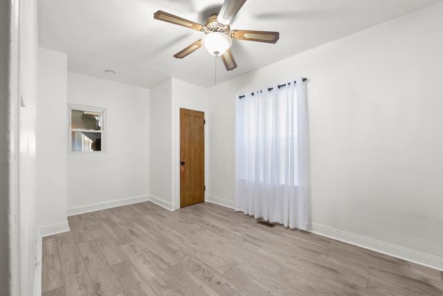 5229 W Potomac Avenue, Chicago, IL 60651