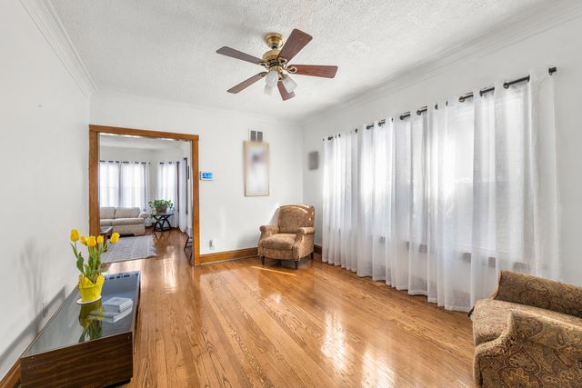 5229 W Potomac Avenue, Chicago, IL 60651