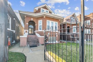 5229 W Potomac Avenue, Chicago, IL 60651
