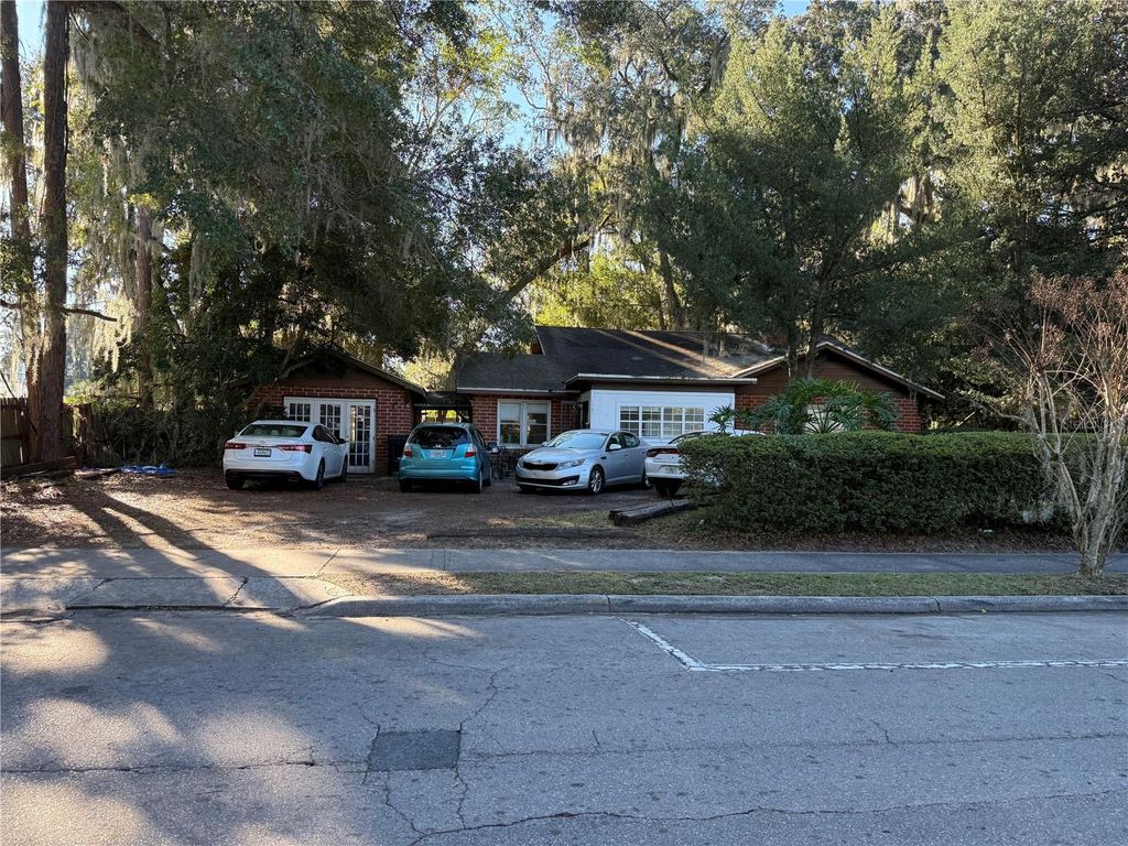 1521 NW 7TH AVENUE, Gainesville, FL 32603