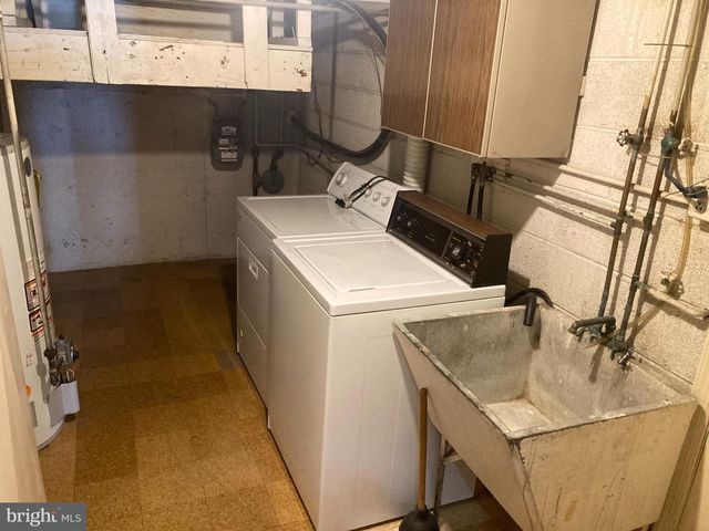 11116 DRAKE DR, Philadelphia, PA 19154