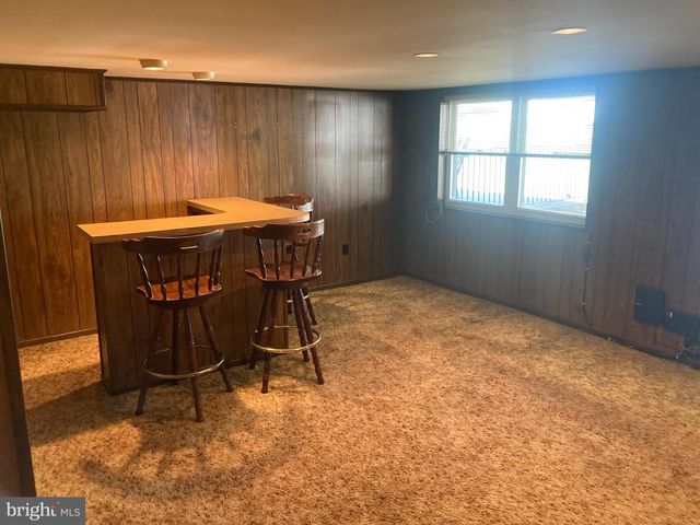 11116 DRAKE DR, Philadelphia, PA 19154