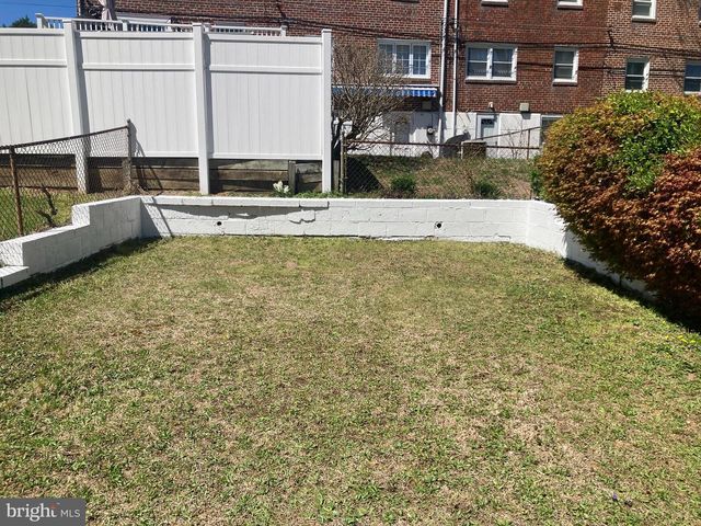 11116 DRAKE DR, Philadelphia, PA 19154