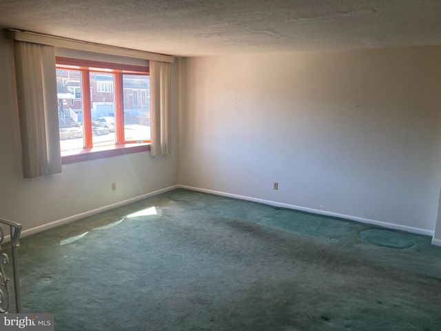 11116 DRAKE DR, Philadelphia, PA 19154