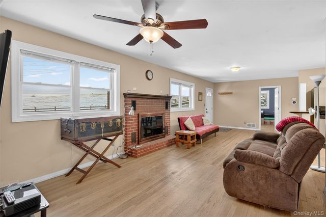 67 Picnic Woods Road, Clintondale, NY 12515