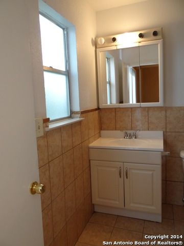 6510 SPRING MANOR ST, San Antonio, TX 78249