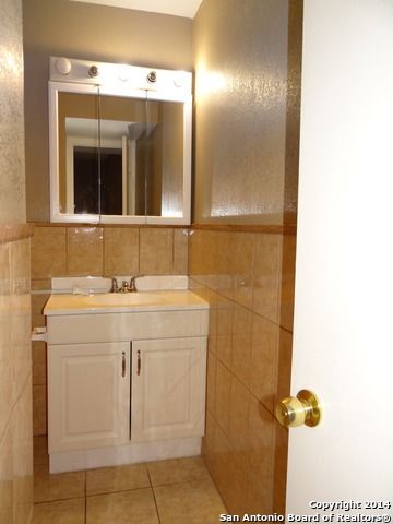 6510 SPRING MANOR ST, San Antonio, TX 78249