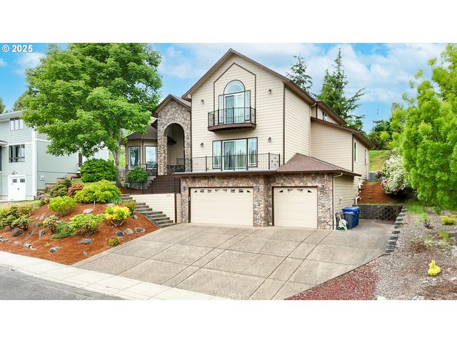 1637 PTARMIGAN St Nw, Salem, OR 97304