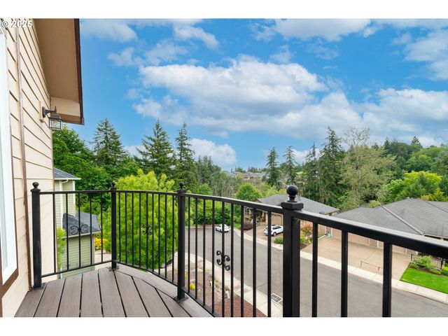 1637 PTARMIGAN St Nw, Salem, OR 97304