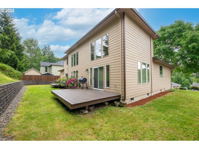 1637 PTARMIGAN St Nw, Salem, OR 97304
