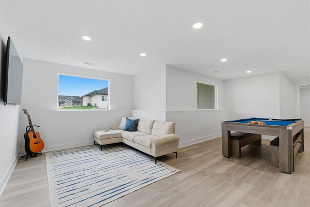 5429 N Saint Paul Ct, Wichita, KS 67204