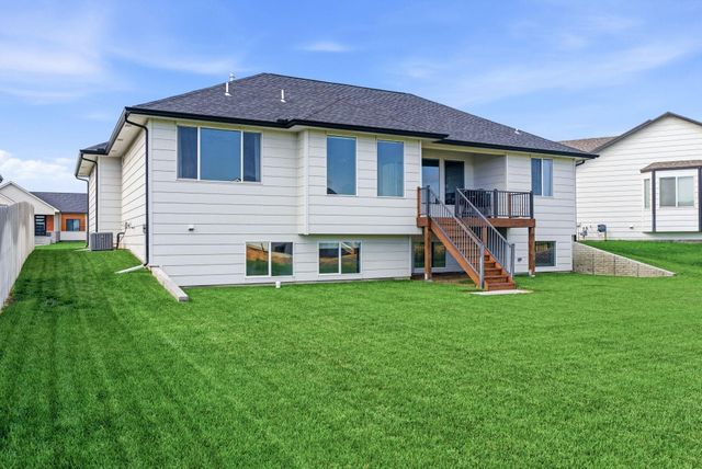 5429 N Saint Paul Ct, Wichita, KS 67204