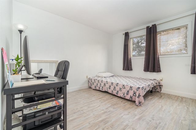 924 LAKE DESTINY ROAD E, Altamonte Springs, FL 32714