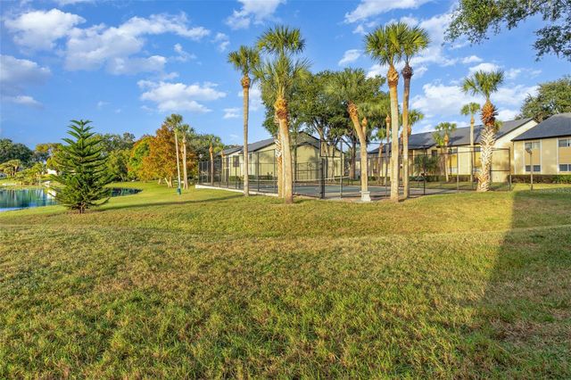924 LAKE DESTINY ROAD E, Altamonte Springs, FL 32714