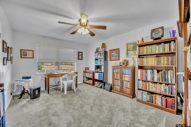 650 Glazner St, Hawkins, TX 75765