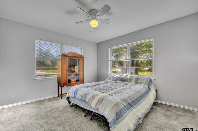 650 Glazner St, Hawkins, TX 75765