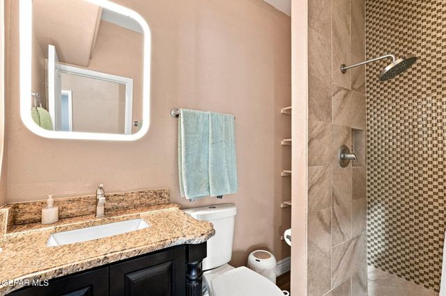 1366 GOLDEN TRAIL Lane, El Paso, TX 79936