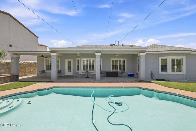 1366 GOLDEN TRAIL Lane, El Paso, TX 79936