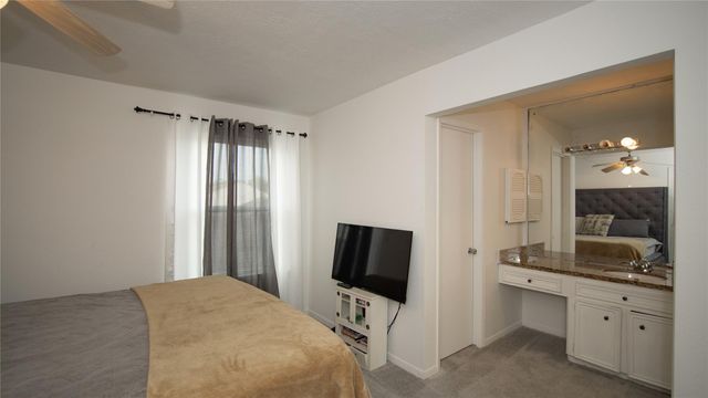 10662 Bexley Drive, Houston, TX 77099